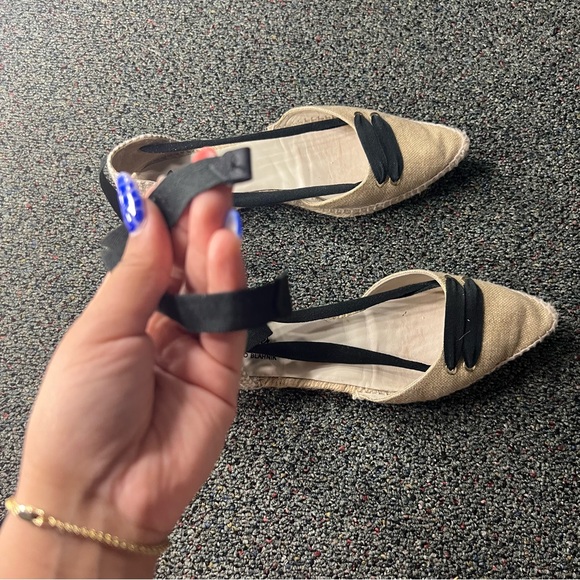CASTANER BY MANOLO BLAHNIK Cream & Black Lace-Up Canvas Espadrilles Shoes Flat 8 - Picture 12 of 16